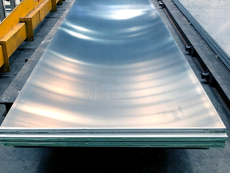 鏡面鋁板用途廣，有什么獨特的優點嗎