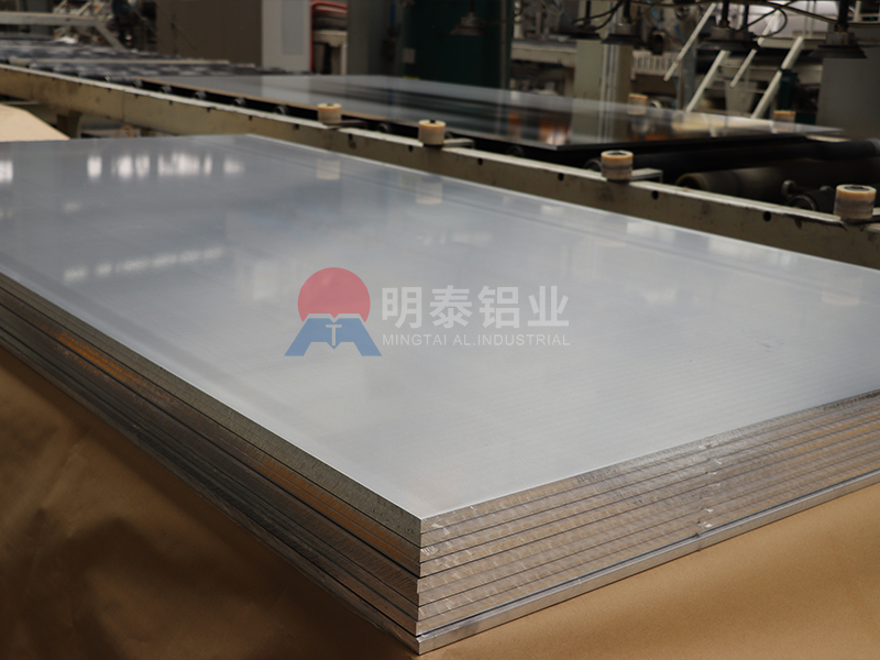明泰鋁業(yè) 6082 鋁板 適配多場景加工 滿足多元需求